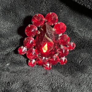 🔥 Bold & Beautiful Red Ruby-Colored Ring – 2.5 Inches! 🔥